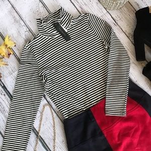 NWTs Talbots turtle neck! Sz S